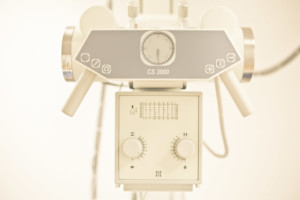 Orthopäde Berlin - Dr. Weischet und Dr. Marienfeld - Leistungen - arthroskopische Kniechirurgie